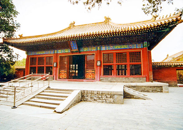 Six Eastern Palaces